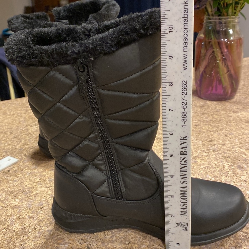 Totes Black Winter Snow Faux Fur Lined Boots 6W Edgen - Picture 16 of 17